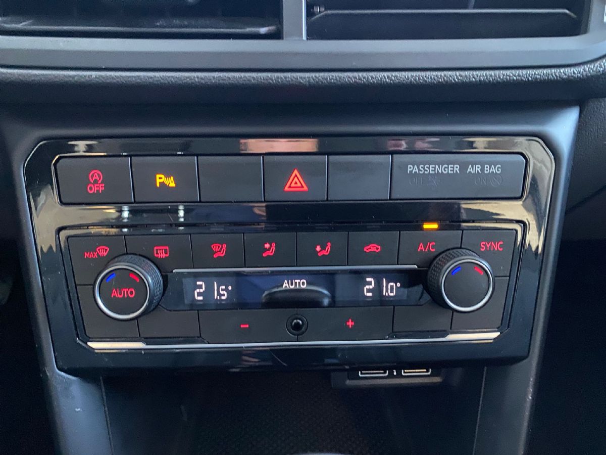 VOLKSWAGEN T-CROSS * BENZINA*