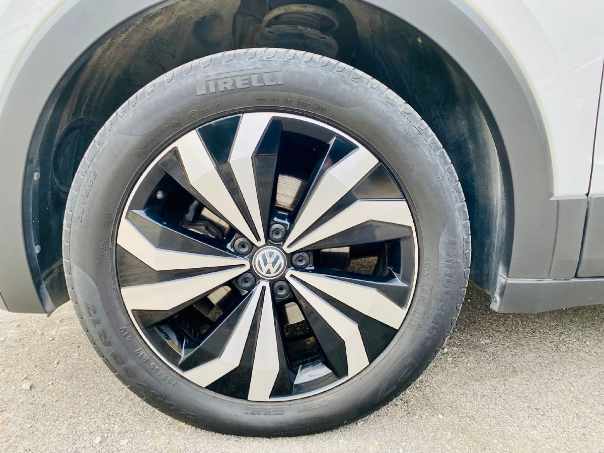 VOLKSWAGEN T-CROSS * BENZINA*
